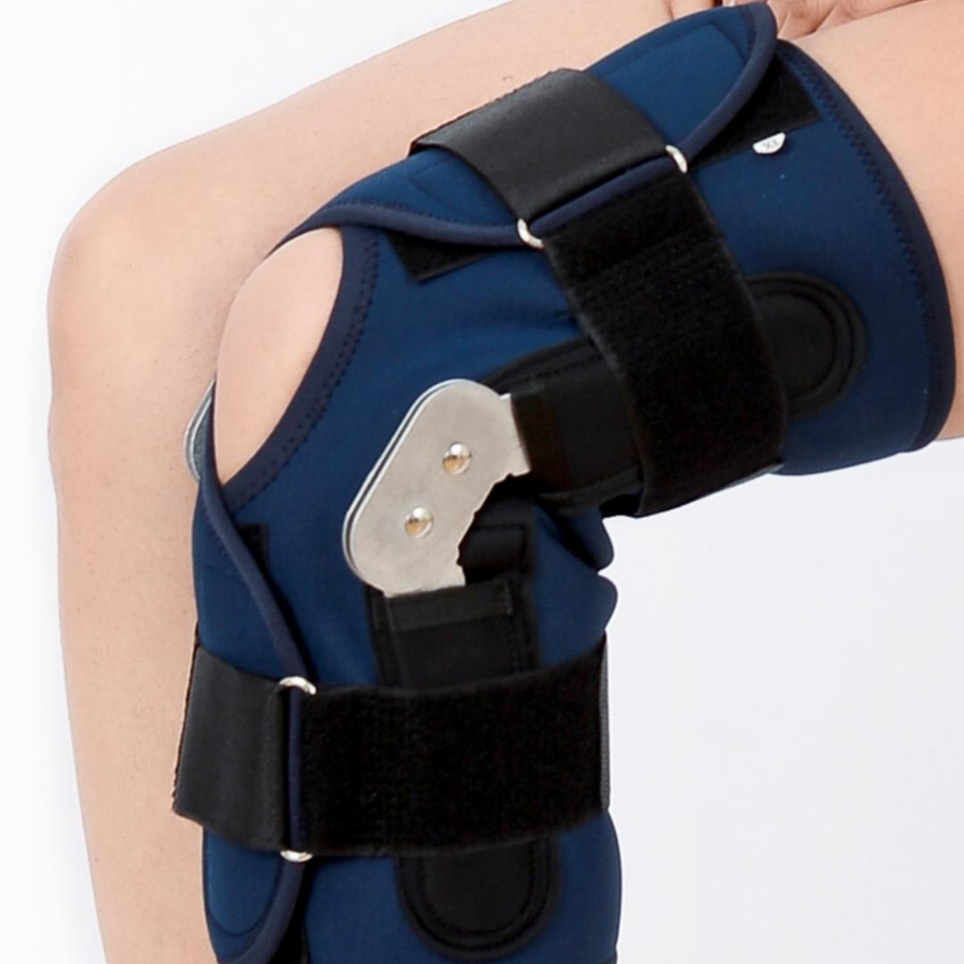 Adjustable Hinged Knee Support with Side Stabilizer 